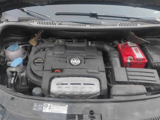 Чорний Фольксваген Туран, об'ємом двигуна 0 л та пробігом 207 тис. км за 8352 $, фото 20 на Automoto.ua