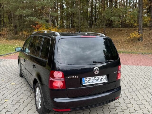Чорний Фольксваген Туран, об'ємом двигуна 1.9 л та пробігом 229 тис. км за 2300 $, фото 5 на Automoto.ua