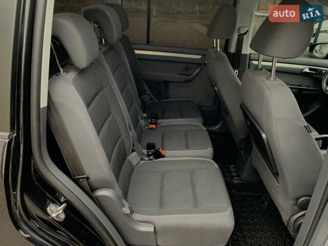 Черный Фольксваген Туран, объемом двигателя 2 л и пробегом 283 тыс. км за 12555 $, фото 30 на Automoto.ua