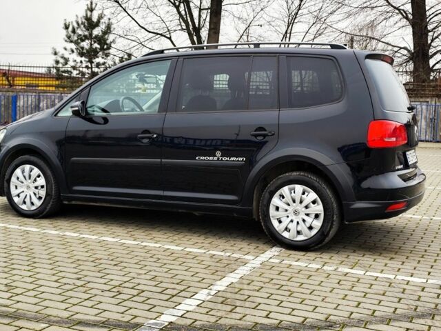 Чорний Фольксваген Туран, об'ємом двигуна 2 л та пробігом 273 тис. км за 8700 $, фото 6 на Automoto.ua