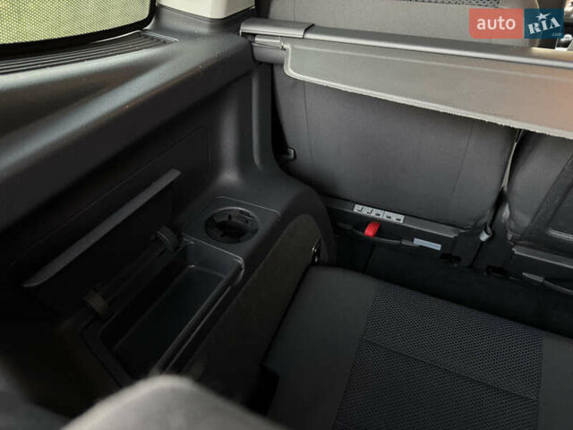 Чорний Фольксваген Туран, об'ємом двигуна 1.6 л та пробігом 185 тис. км за 11650 $, фото 67 на Automoto.ua