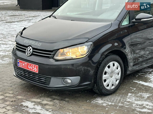 Чорний Фольксваген Туран, об'ємом двигуна 1.6 л та пробігом 267 тис. км за 8650 $, фото 4 на Automoto.ua