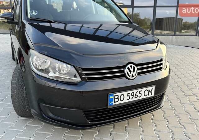 Черный Фольксваген Туран, объемом двигателя 1.6 л и пробегом 256 тыс. км за 8999 $, фото 9 на Automoto.ua