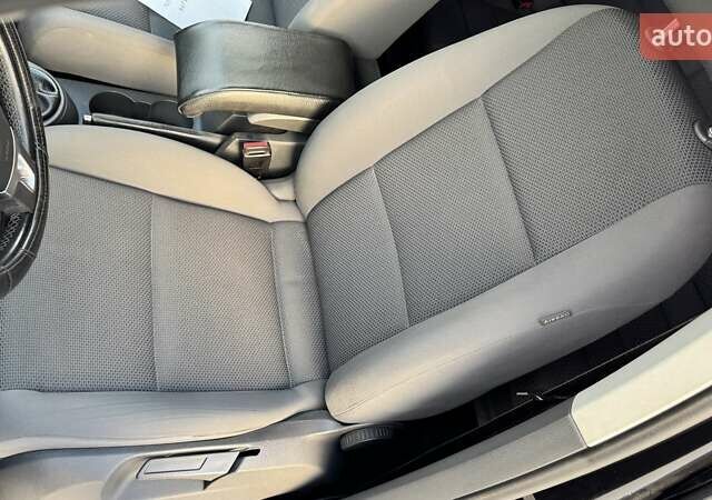 Черный Фольксваген Туран, объемом двигателя 1.6 л и пробегом 256 тыс. км за 8999 $, фото 12 на Automoto.ua