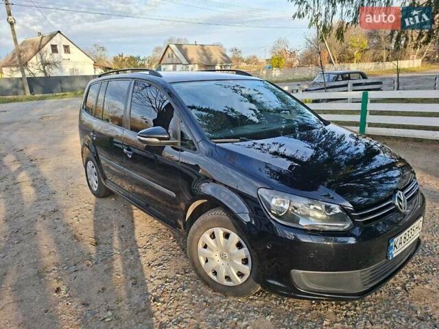 Черный Фольксваген Туран, объемом двигателя 1.6 л и пробегом 275 тыс. км за 9600 $, фото 6 на Automoto.ua