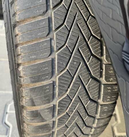 Черный Фольксваген Туран, объемом двигателя 1.6 л и пробегом 256 тыс. км за 8999 $, фото 10 на Automoto.ua