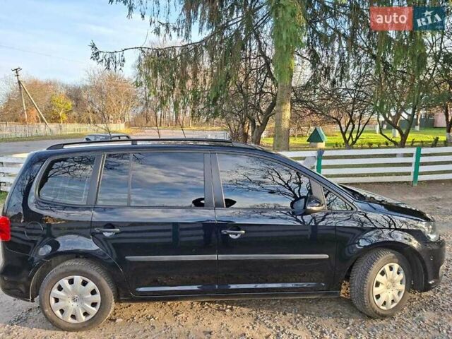 Черный Фольксваген Туран, объемом двигателя 1.6 л и пробегом 275 тыс. км за 9600 $, фото 5 на Automoto.ua