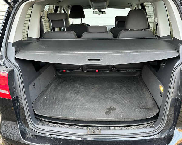 Черный Фольксваген Туран, объемом двигателя 1.39 л и пробегом 99 тыс. км за 11399 $, фото 12 на Automoto.ua