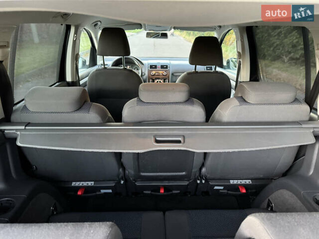 Чорний Фольксваген Туран, об'ємом двигуна 1.6 л та пробігом 185 тис. км за 11650 $, фото 66 на Automoto.ua