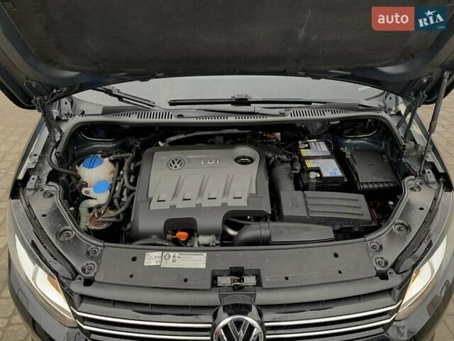 Черный Фольксваген Туран, объемом двигателя 2 л и пробегом 283 тыс. км за 12555 $, фото 54 на Automoto.ua