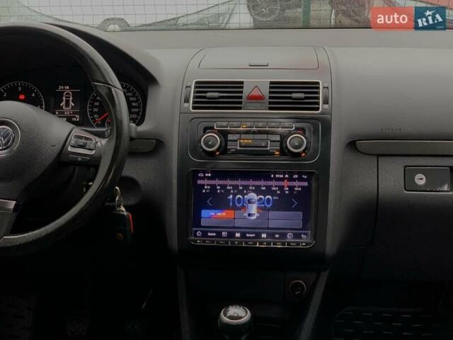 Черный Фольксваген Туран, объемом двигателя 2 л и пробегом 283 тыс. км за 12555 $, фото 36 на Automoto.ua