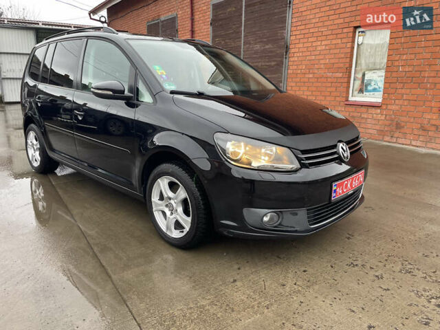 Черный Фольксваген Туран, объемом двигателя 1.6 л и пробегом 333 тыс. км за 9300 $, фото 6 на Automoto.ua