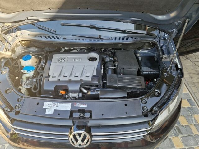 Чорний Фольксваген Туран, об'ємом двигуна 1.6 л та пробігом 273 тис. км за 9999 $, фото 23 на Automoto.ua