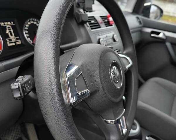 Чорний Фольксваген Туран, об'ємом двигуна 1.4 л та пробігом 234 тис. км за 8850 $, фото 13 на Automoto.ua