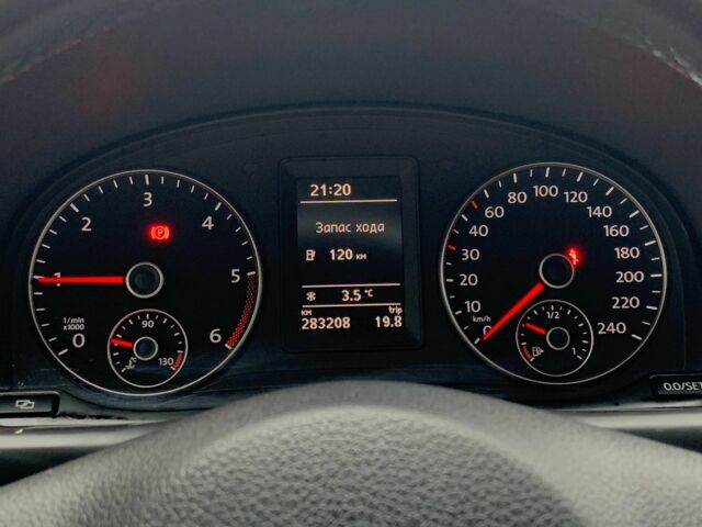 Черный Фольксваген Туран, объемом двигателя 2 л и пробегом 283 тыс. км за 12555 $, фото 18 на Automoto.ua