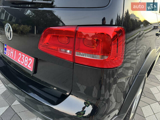 Черный Фольксваген Туран, объемом двигателя 1.4 л и пробегом 174 тыс. км за 9350 $, фото 28 на Automoto.ua