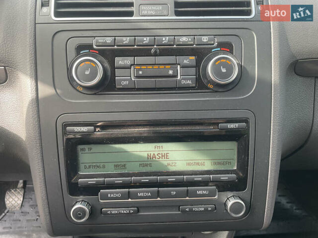 Черный Фольксваген Туран, объемом двигателя 1.39 л и пробегом 236 тыс. км за 8200 $, фото 39 на Automoto.ua