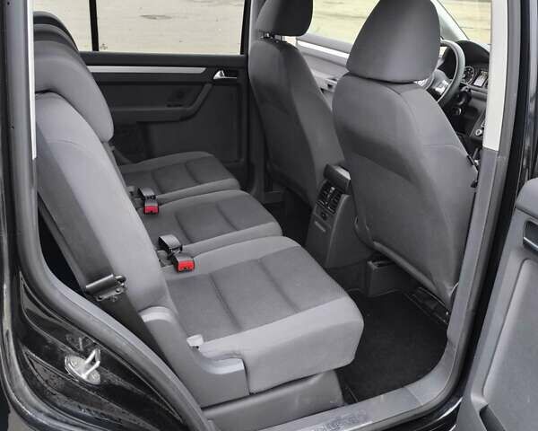 Чорний Фольксваген Туран, об'ємом двигуна 1.4 л та пробігом 234 тис. км за 8850 $, фото 11 на Automoto.ua