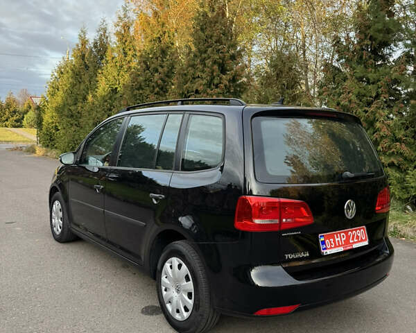 Черный Фольксваген Туран, объемом двигателя 1.6 л и пробегом 185 тыс. км за 11300 $, фото 21 на Automoto.ua