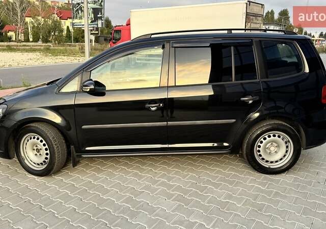 Черный Фольксваген Туран, объемом двигателя 1.6 л и пробегом 256 тыс. км за 8999 $, фото 3 на Automoto.ua