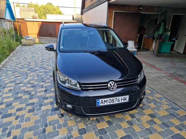 Чорний Фольксваген Туран, об'ємом двигуна 1.6 л та пробігом 273 тис. км за 9999 $, фото 12 на Automoto.ua