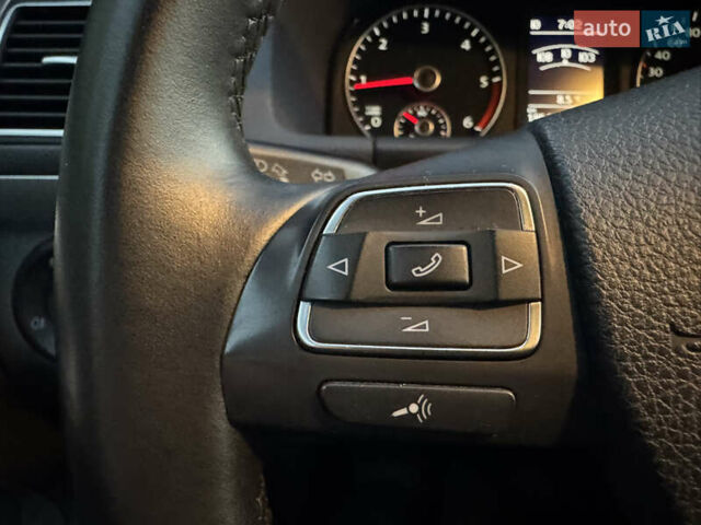 Чорний Фольксваген Туран, об'ємом двигуна 1.6 л та пробігом 185 тис. км за 11650 $, фото 43 на Automoto.ua