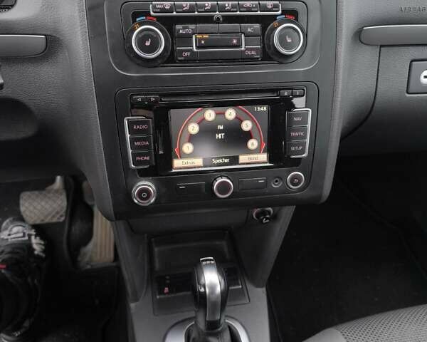 Чорний Фольксваген Туран, об'ємом двигуна 1.4 л та пробігом 234 тис. км за 8850 $, фото 16 на Automoto.ua