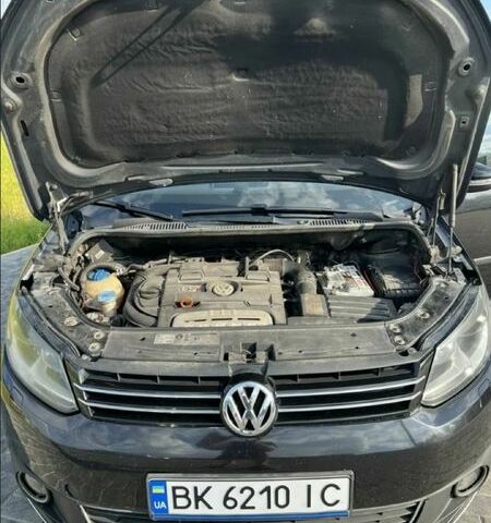 Черный Фольксваген Туран, объемом двигателя 1.4 л и пробегом 223 тыс. км за 7900 $, фото 3 на Automoto.ua
