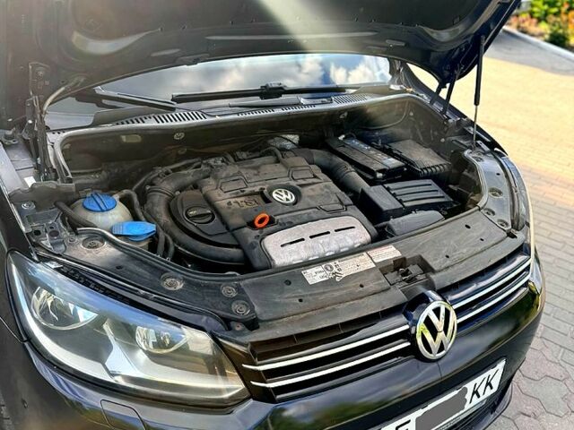 Черный Фольксваген Туран, объемом двигателя 1.4 л и пробегом 251 тыс. км за 8200 $, фото 7 на Automoto.ua