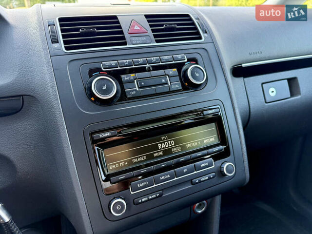 Черный Фольксваген Туран, объемом двигателя 0 л и пробегом 236 тыс. км за 10350 $, фото 34 на Automoto.ua