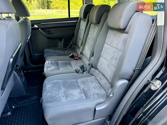 Черный Фольксваген Туран, объемом двигателя 0 л и пробегом 236 тыс. км за 10350 $, фото 42 на Automoto.ua