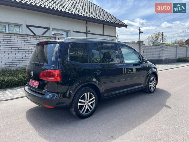 Чорний Фольксваген Туран, об'ємом двигуна 1.6 л та пробігом 228 тис. км за 11999 $, фото 3 на Automoto.ua
