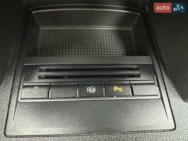 Черный Фольксваген Туран, объемом двигателя 2 л и пробегом 200 тыс. км за 11777 $, фото 44 на Automoto.ua