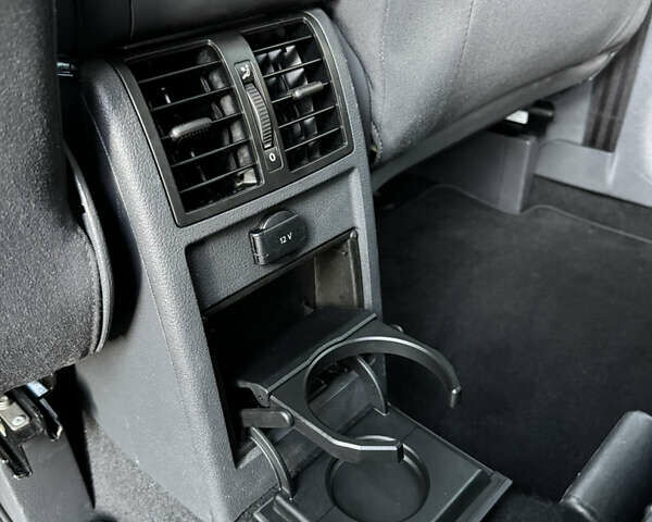 Черный Фольксваген Туран, объемом двигателя 1.6 л и пробегом 162 тыс. км за 11850 $, фото 74 на Automoto.ua