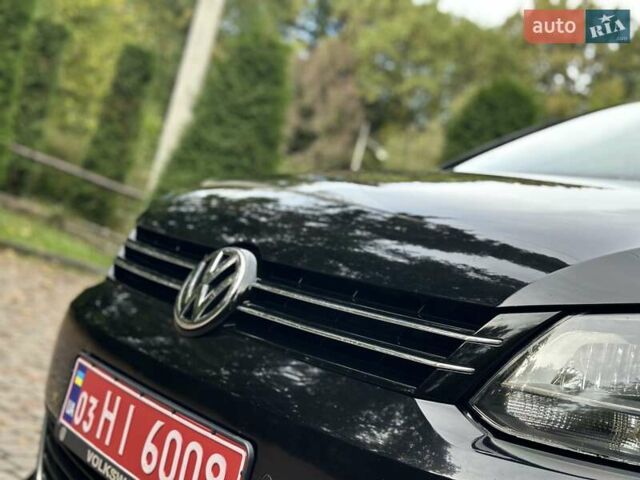 Черный Фольксваген Туран, объемом двигателя 2 л и пробегом 200 тыс. км за 11850 $, фото 76 на Automoto.ua