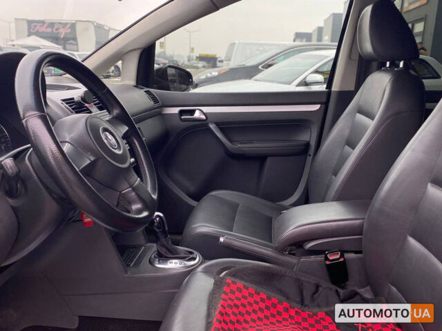 Чорний Фольксваген Туран, об'ємом двигуна 1.4 л та пробігом 258 тис. км за 8700 $, фото 10 на Automoto.ua