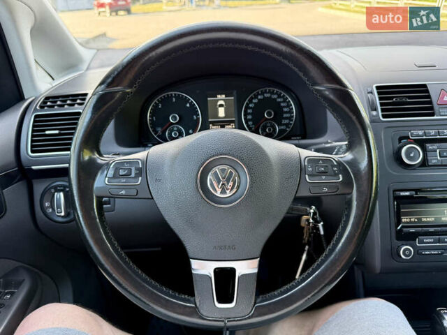 Черный Фольксваген Туран, объемом двигателя 0 л и пробегом 236 тыс. км за 10350 $, фото 27 на Automoto.ua