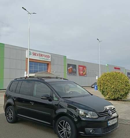 Черный Фольксваген Туран, объемом двигателя 1.97 л и пробегом 101 тыс. км за 12500 $, фото 3 на Automoto.ua