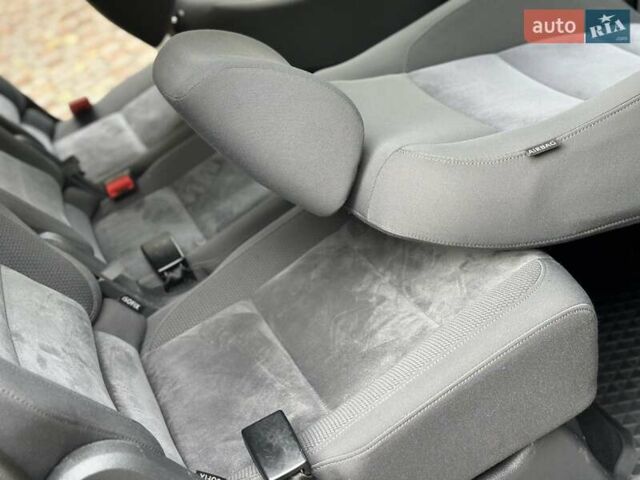 Черный Фольксваген Туран, объемом двигателя 2 л и пробегом 200 тыс. км за 11850 $, фото 13 на Automoto.ua