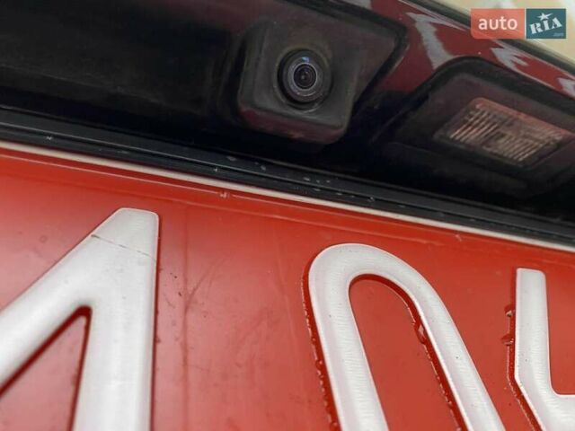 Черный Фольксваген Туран, объемом двигателя 1.39 л и пробегом 222 тыс. км за 9500 $, фото 5 на Automoto.ua