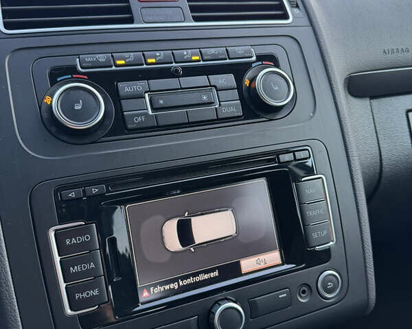 Черный Фольксваген Туран, объемом двигателя 1.6 л и пробегом 162 тыс. км за 11850 $, фото 50 на Automoto.ua