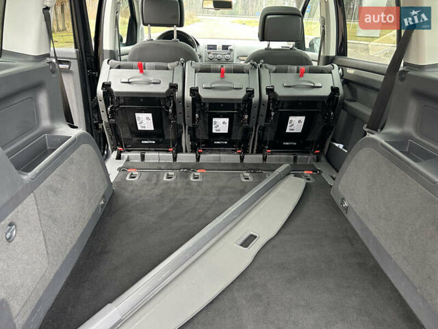 Чорний Фольксваген Туран, об'ємом двигуна 2 л та пробігом 262 тис. км за 12250 $, фото 50 на Automoto.ua