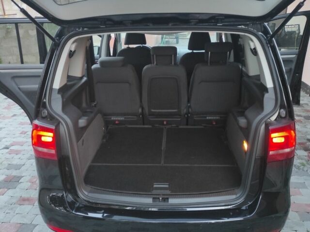 Черный Фольксваген Туран, объемом двигателя 2 л и пробегом 200 тыс. км за 12800 $, фото 7 на Automoto.ua