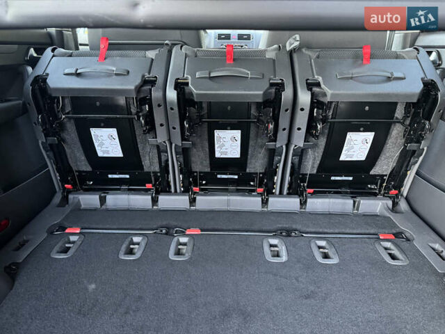 Черный Фольксваген Туран, объемом двигателя 1.6 л и пробегом 162 тыс. км за 11650 $, фото 72 на Automoto.ua