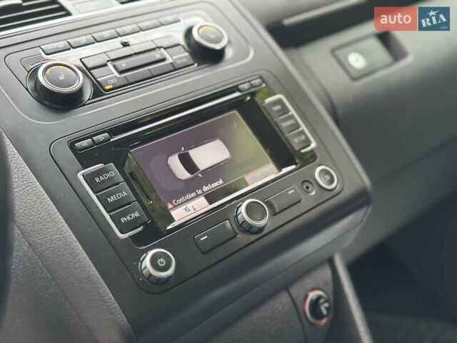 Черный Фольксваген Туран, объемом двигателя 2 л и пробегом 200 тыс. км за 12250 $, фото 78 на Automoto.ua