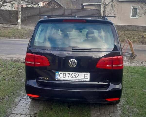 Черный Фольксваген Туран, объемом двигателя 1.6 л и пробегом 222 тыс. км за 9500 $, фото 4 на Automoto.ua