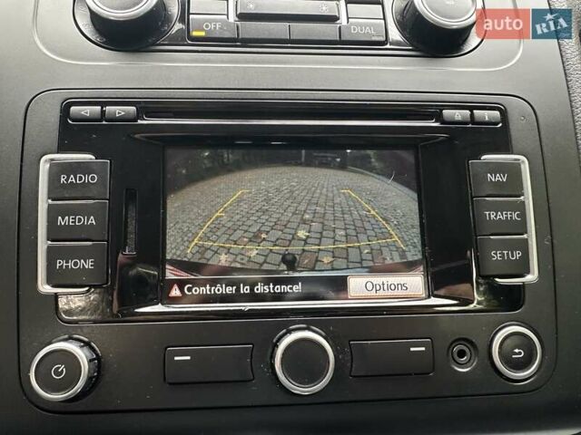 Черный Фольксваген Туран, объемом двигателя 2 л и пробегом 200 тыс. км за 11777 $, фото 42 на Automoto.ua