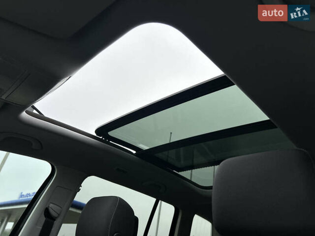 Чорний Фольксваген Туран, об'ємом двигуна 2 л та пробігом 262 тис. км за 12250 $, фото 92 на Automoto.ua