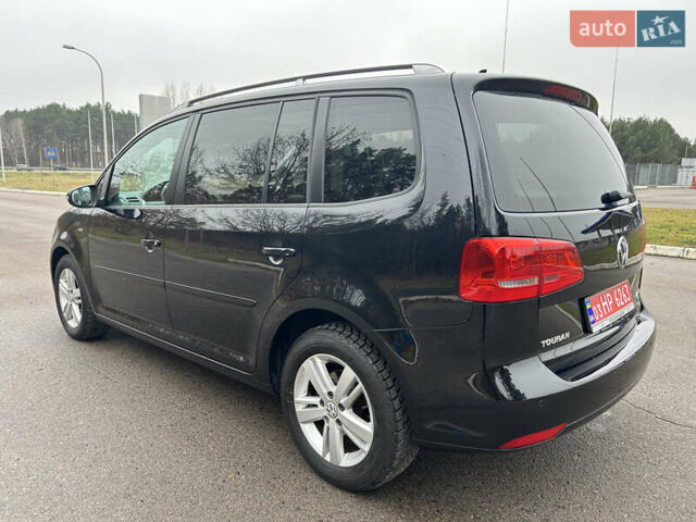 Чорний Фольксваген Туран, об'ємом двигуна 2 л та пробігом 262 тис. км за 12250 $, фото 36 на Automoto.ua
