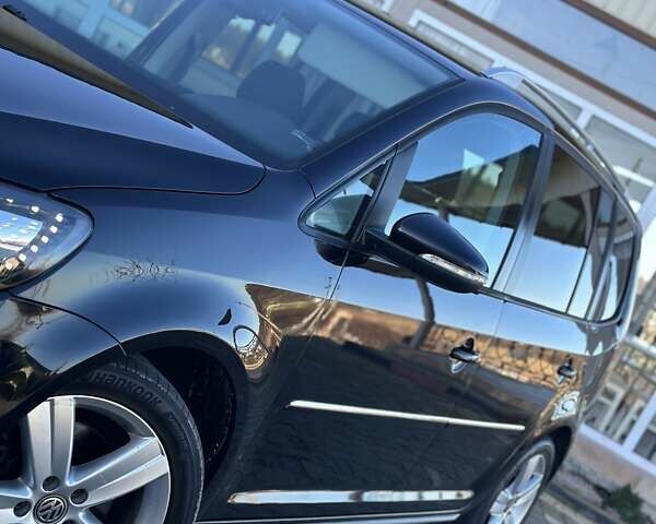 Черный Фольксваген Туран, объемом двигателя 2 л и пробегом 200 тыс. км за 12250 $, фото 13 на Automoto.ua